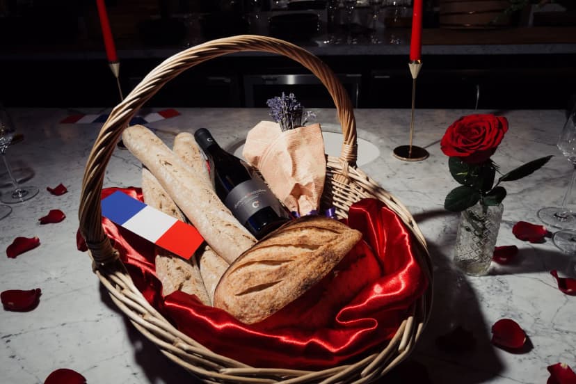 Старые лозы, Grenache и сезонные продукты: как прошёл винный вечер в Cazaban Bistro & Bakery