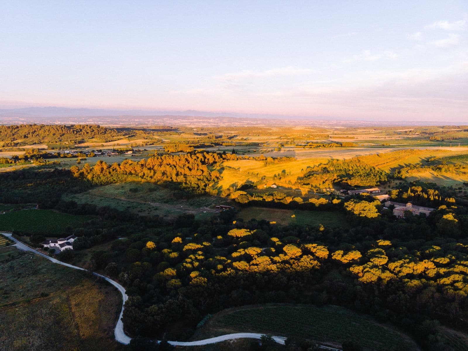 Ландшафт Окситании вокруг Domaine de Cazaban